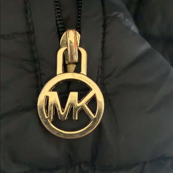 Down Michael Kors Puffer Jacket - Picture 6 of 8